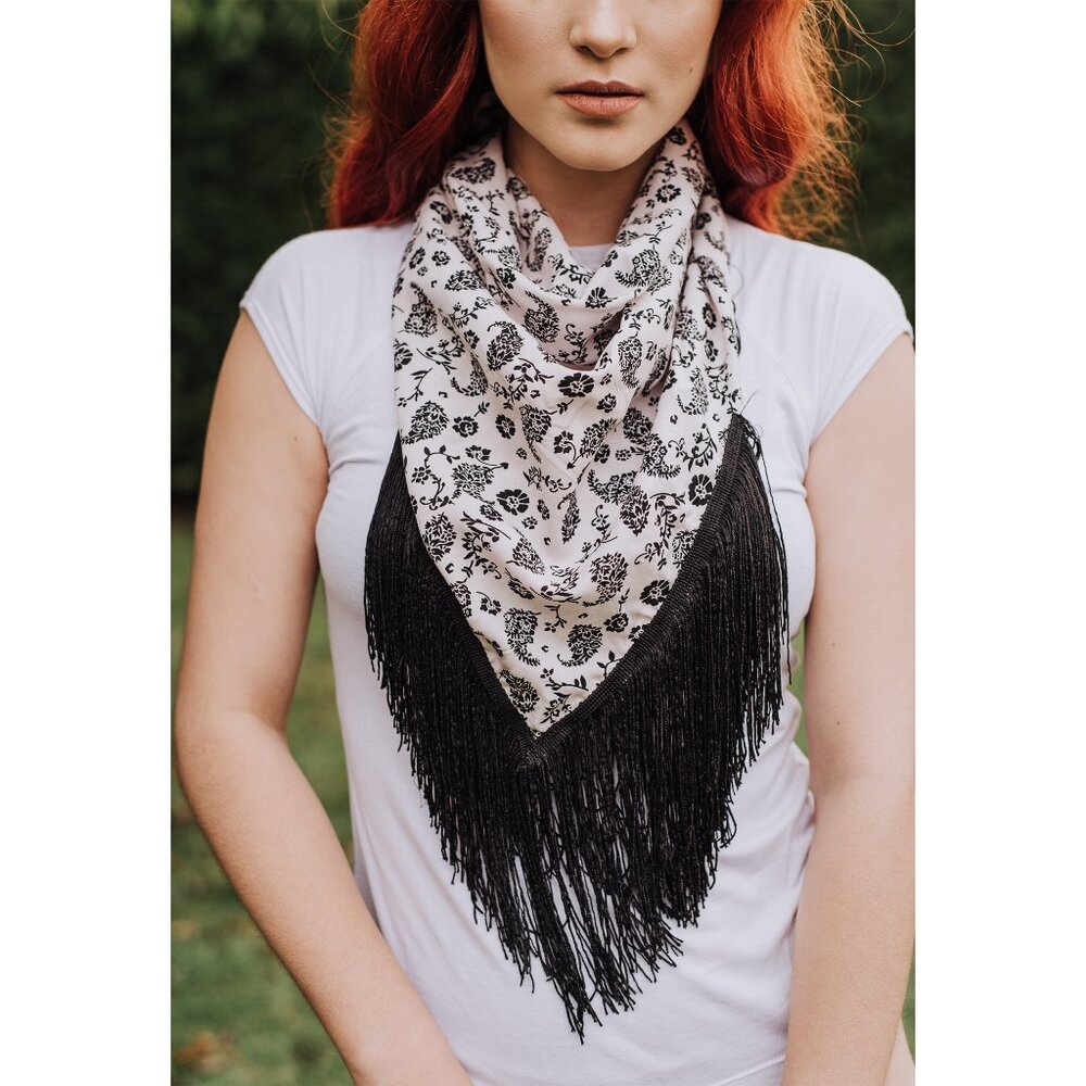 Boho Printed Scarf with Fringes – Black & White